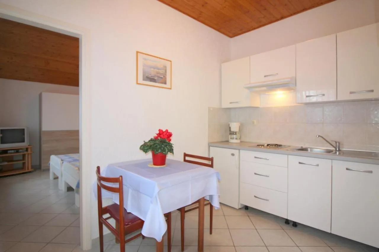 Apartment In Porec/Istrien 9922